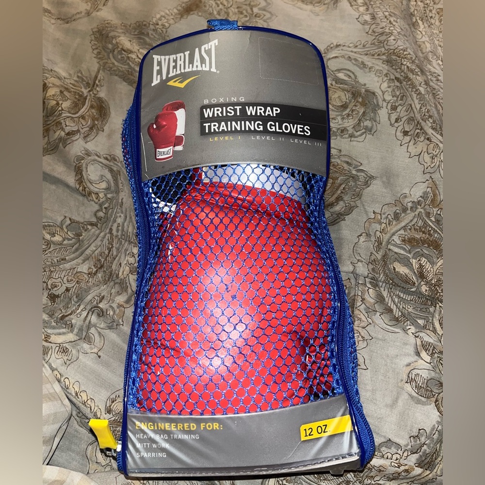 Red Everlast training gloves